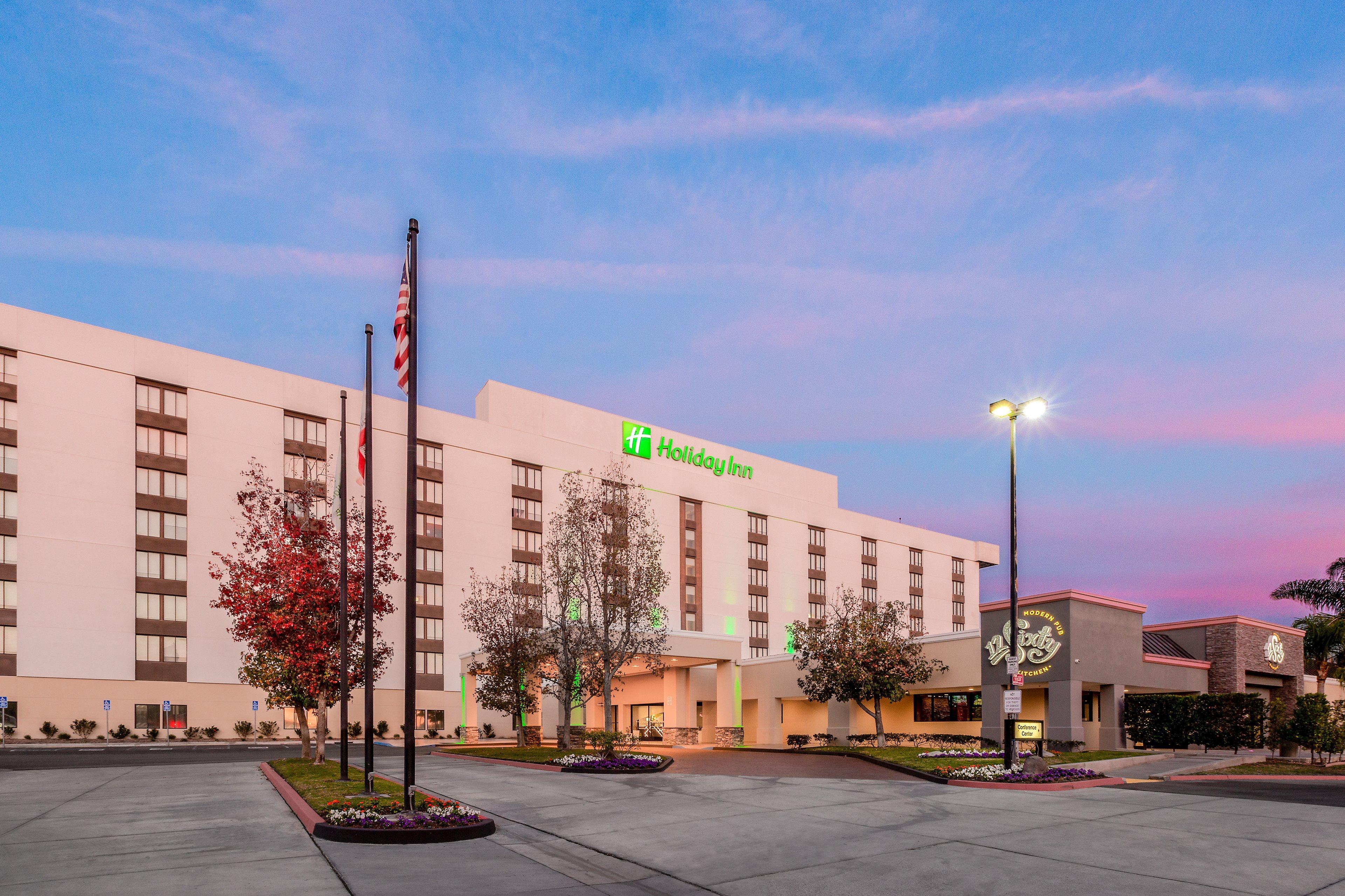 Holiday Inn La Mirada Buena Park, An Ihg Hotel Екстер'єр фото