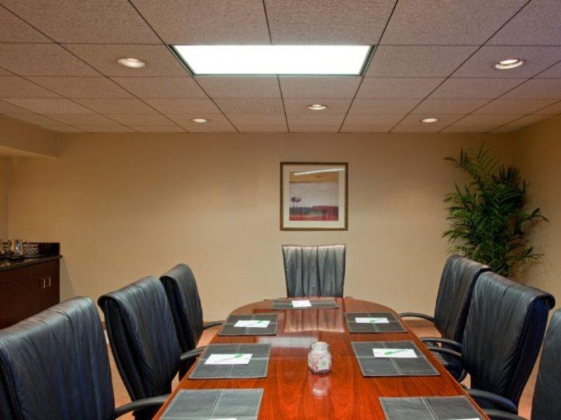 Holiday Inn La Mirada Buena Park By Ihg Екстер'єр фото
